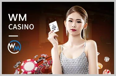 Bàn Roulette với bánh xe quay và chip cược 777king99